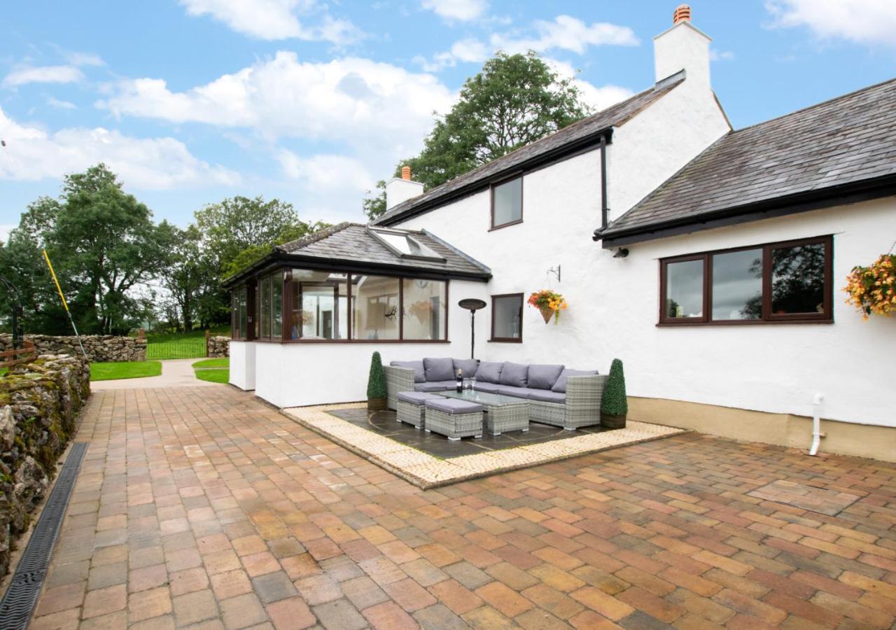 Top Y Nant Mold Exterior photo